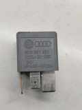 Relais AUDI A6 Avant (4B5, C5) 2.5 TDI quattro 8D0951253