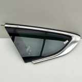 Kleines Seitenfenster hinten links