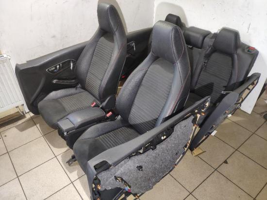 Sitzgarnitur komplett Leder geteilt Mercedes-Benz CLA Coupe (C117) A1669006007 Bild Sitzgarnitur komplett Leder geteilt Mercedes-Benz CLA Coupe (C117) A1669006007