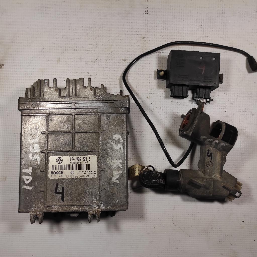 Steuergerät Motor VW Transporter T4 Bus () 0281001829