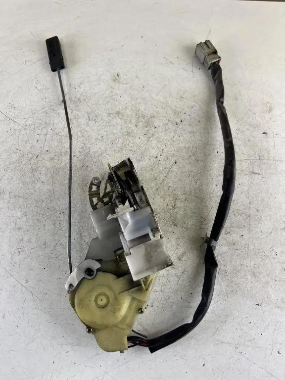 Türschloss vorne links HONDA CIVIC VII Hatchback (EU, EP, EV) 1.6 i 020305