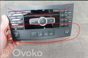 Schalter sitzheizung MERCEDES-BENZ E (W212) E 200 CDI / BlueTEC (212.005, 212.006) A2128209710