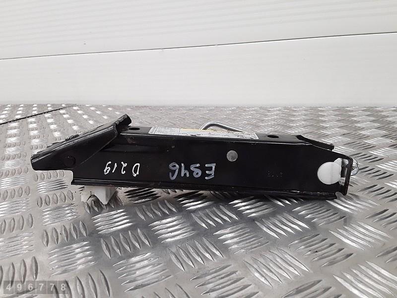 Werkzeugkasten Audi A1 Sportback (8XA) 6R0011031K