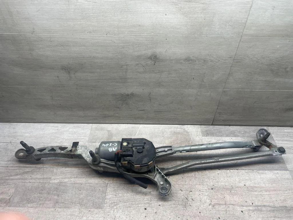 Scheibenwischermechanismus vorne MERCEDES-BENZ E T-Model (S212) E 250 CDI / BlueTEC 4-matic (212.282, 212.297) A2048201040