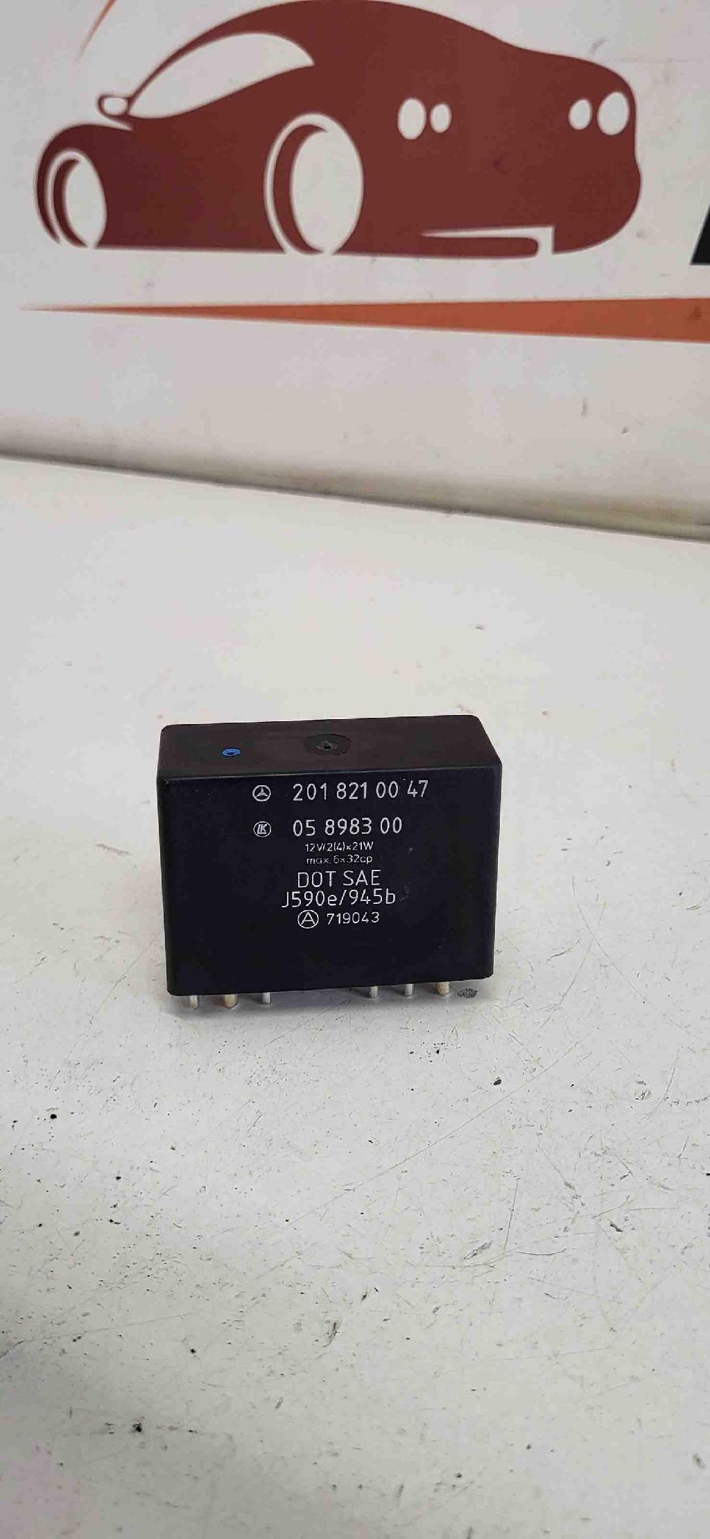 Relais Mercedes-Benz E-Klasse (W124) 2018210047