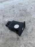 Schalter zum Öffnen des Kraftstofftanks TOYOTA AVENSIS (_T22_) 2.0 D-4D (CDT250_) 156795