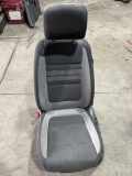 Sitz links vorne VW Tiguan I (5N)