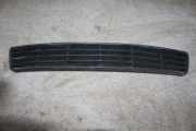 Gitter vorne unten AUDI A4 (8D2, B5) 1.8 T 8D0807683