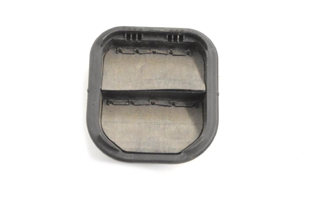 Karosserielüftungsgitter ALFA ROMEO GIULIETTA (940_) 1.6 JTDM (940FXD1A) Bild Karosserielüftungsgitter ALFA ROMEO GIULIETTA (940_) 1.6 JTDM (940FXD1A)