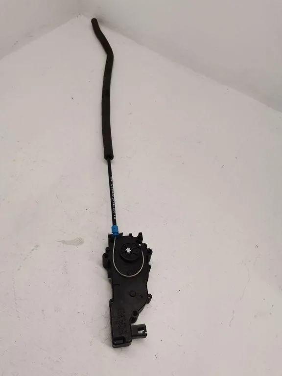 Heckklappenabzieher MERCEDES-BENZ C (W205) C 220 BlueTEC / d (205.004) A2047500060