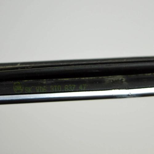 Fensterleiste Tür vorne links SKODA SUPERB II (3T4) 1.6 TDI 3T083747 Bild Fensterleiste Tür vorne links SKODA SUPERB II (3T4) 1.6 TDI 3T083747