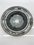 Schwungrad mit zwei Massen VW GOLF VIII (CD1) 1.5 TSI Bluemotion 0015973