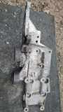 Generatorhalterung VOLVO V70 II (SW) 2.4 D5 30757068