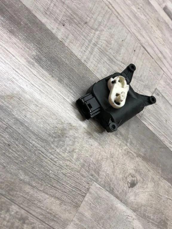 Regelventile für Innenraumheizung VW PASSAT B7 (362) 1.6 TDI 3C1907511F