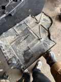 Unterbodenabdeckung links TOYOTA AURIS (_E18_) 1.8 Hybrid (ZWE186_) 5816702060