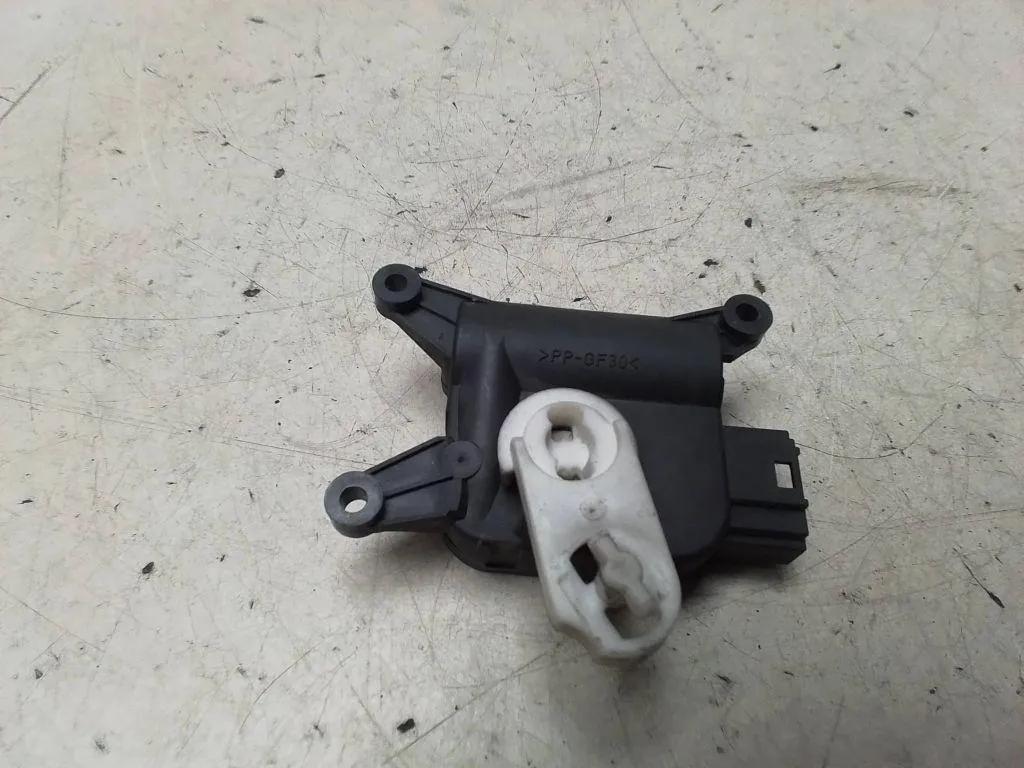 Steuerklappe für Luftversorgung VW Passat B6 (3C2) 3C0907511R