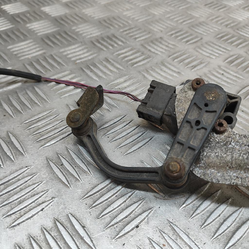 Niveausensor Audi A8 (4D, D2) 4B0907503