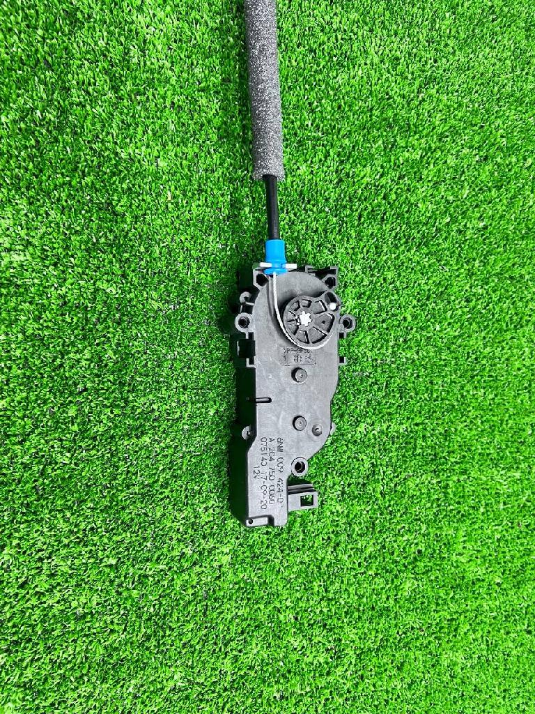 Türfeststeller Mercedes-Benz C-Klasse T-Modell (S204) A2047500060