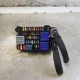 Sicherungskasten RENAULT MEGANE CC (EZ0/1_) 1.5 dCi (EZ09, EZ1G, EZ0D) 18013301D