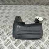 Schmutzfänger vorne links