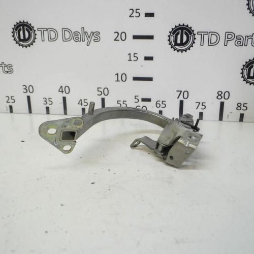 Heckklappescharnier links SKODA SUPERB II (3T4) 2.0 TDI 3T0827151 Bild Heckklappescharnier links SKODA SUPERB II (3T4) 2.0 TDI 3T0827151