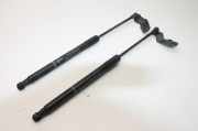 Kofferraum-Gasfeder-Kit TOYOTA YARIS (_P13_) 1.5 Hybrid (NHP130_) 68960-0W641