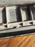 Griff zum Öffnen des Kofferraums AUDI 80 Avant (8C, B4) 1.9 TDI 4A9827565