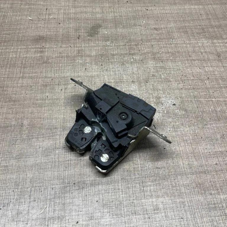 Heckklappenschloss MERCEDES-BENZ E (W212) E 350 CDI (212.025) A2047400535