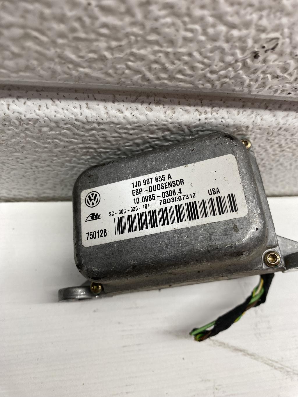 Schalter für ESP VW Touran (1T1, 1T2) 1J0907655A