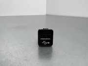 USB BMW 3 Touring (G21) 320 d 745580