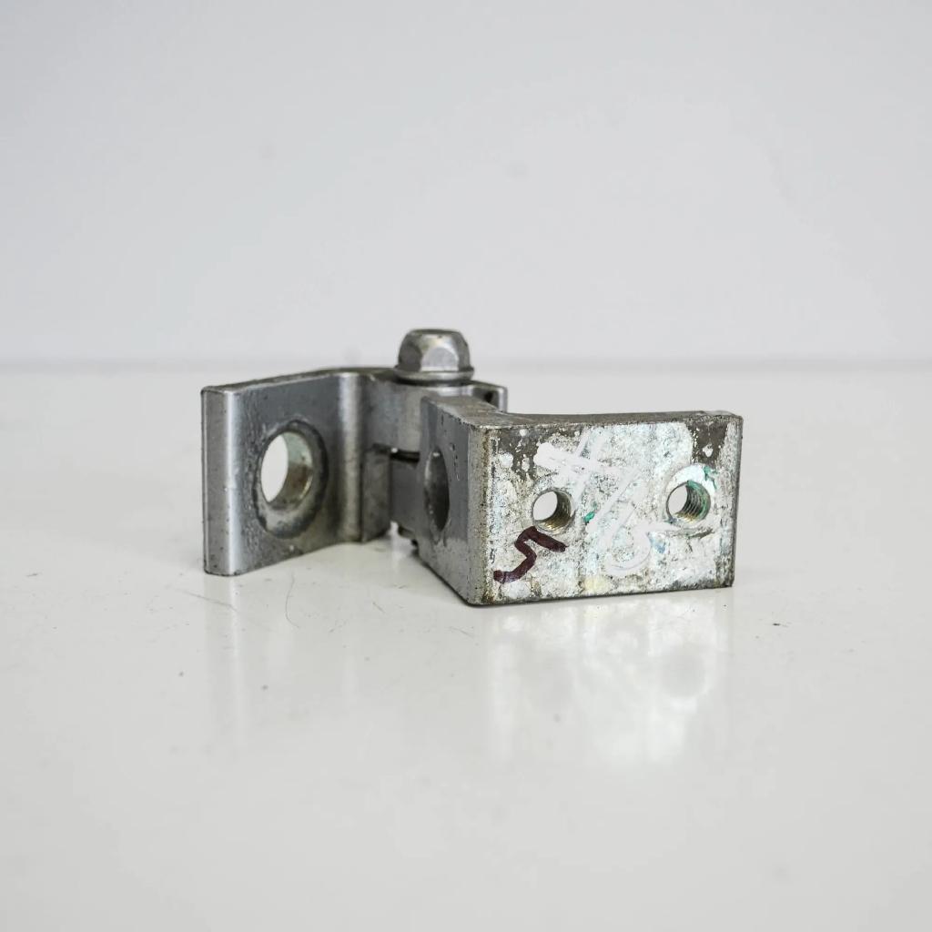 Türscharnier hinten links SKODA OCTAVIAII (1Z3) 1.9 TDI 1Z0833411B Bild Türscharnier hinten links SKODA OCTAVIAII (1Z3) 1.9 TDI 1Z0833411B