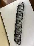 Gitter vorne unten SUZUKI IGNIS II (MH) 1.3 (RM413) 209705