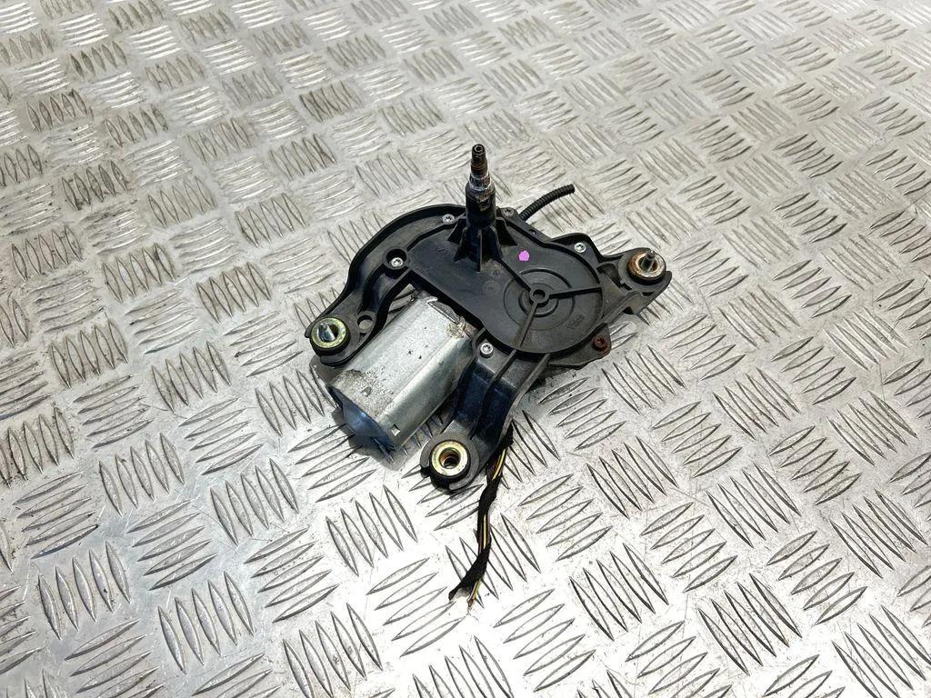 Heckscheibenwischermotor MERCEDES-BENZ B (W245) B 200 TURBO (245.234) 5303211