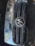 Vorderer oberer Gitter VW GOLF V (1K1) 1.9 TDI 1K5853651