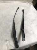 Wischerarm vorne VW Tiguan II (AD) 5NB955410