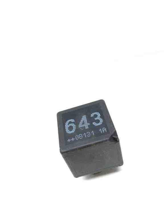 Relais Audi A6 Avant (4F, C6) 6238640
