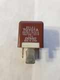 Relais Toyota Corolla Verso (E12J1) 9098702016