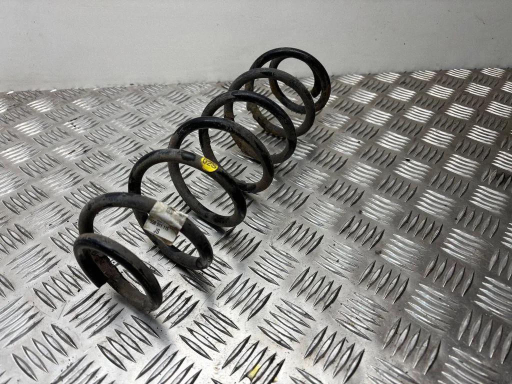 Schraubenfeder hinten links AUDI A3 (8V1, 8VK) 2.0 TDI 5Q0511115JS