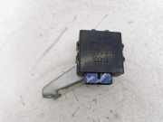 Relais für die Warnblinkanlage TOYOTA YARIS (_P9_) 1.4 D-4D (NLP90_) 8264212050