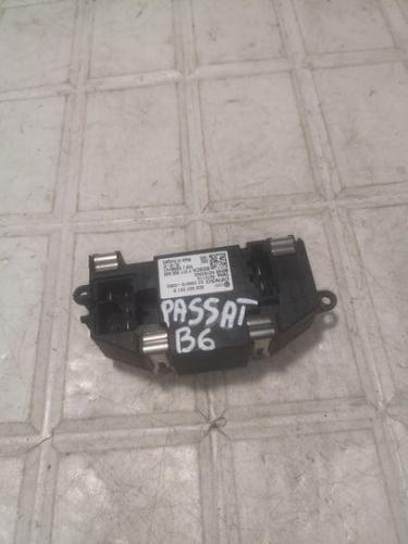 Relais für Lüfter VW Passat B6 Variant (3C5) 3C0907521D Bild Relais für Lüfter VW Passat B6 Variant (3C5) 3C0907521D