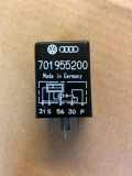 Sicherungskasten VW TRANSPORTER IV Minibus / passenger (70XB, 70XC, 7DB, 7DW, 7DK) 2.4 D Syncro 701955200