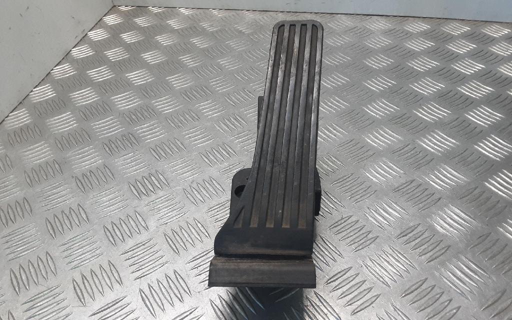 Fahrpedal Mercedes-Benz E-Klasse (W211) A2043000004