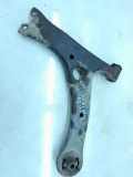 Gebogener Querlenker vorne links TOYOTA COROLLA Verso (ZER_, ZZE12_, R1_) 2.2 D-4D (AUR10_)