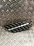 Gitter vorne unten NISSAN ALMERA TINO (V10) 2.2 dCi 9381M020