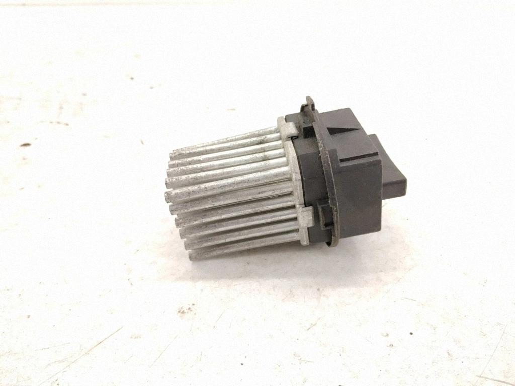 Blower Fan Relay MERCEDES-BENZ E (W210) E 290 Turbo-D (210.017) A2048707710