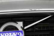 Stoßstange vorne Volvo V40 Schrägheck (525, 526) BRIGHTSILVERMETALLIC