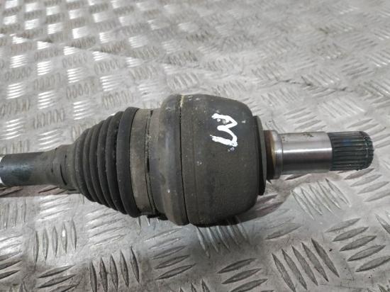 Antriebswelle links vorne Mercedes-Benz CLA Coupe (C117) A2463303100 Bild Antriebswelle links vorne Mercedes-Benz CLA Coupe (C117) A2463303100