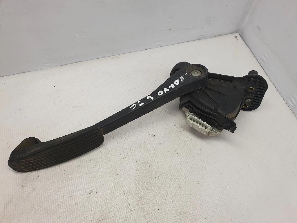 Gaspedal VOLVO V70 II (SW) 2.4 D5 30636003