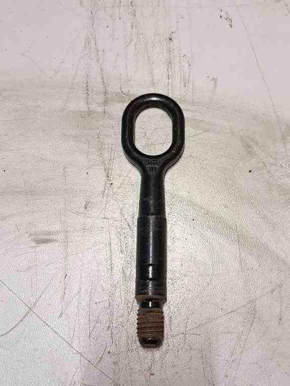 Abschleppöse Audi A6 Avant (4F, C6) 8K0805615