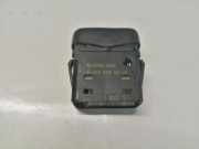 Schalter zum Öffnen des Kraftstofftanks MERCEDES-BENZ VITO Furgon (638) 112 CDI 2.2 (638.094) 32084901 0018208601